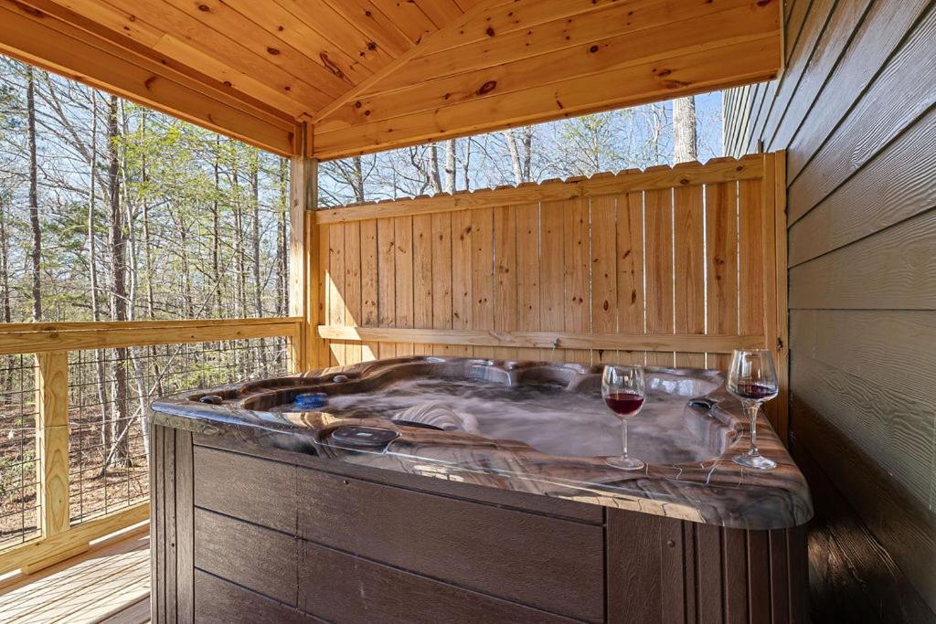 Bobcat Den By Eden Crest Villa Gatlinburg Exterior foto